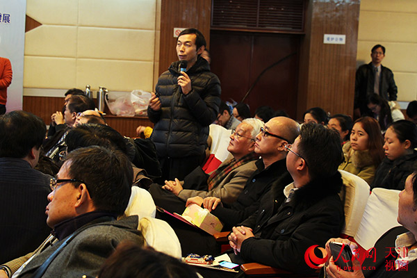 2014海峡两岸微电影产业发展高峰论坛在津举行(摄影:钱琳)