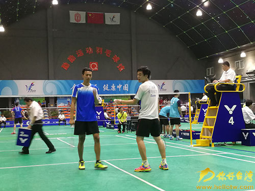 ��λ̨��ѡ���ڱ����н��н���