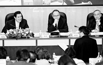 ̨���³���18����½��Уѧ��Ļ������Ӣ�ű�̬