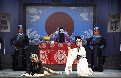 《窦娥冤》剧照 相春霞摄 《窦娥冤》剧照 相春霞摄