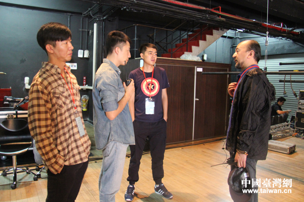 话剧《永远的微笑》在台湾上演