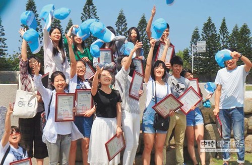 ̨�塰ר�������д�½ѧ��7��ѧУ�в�����