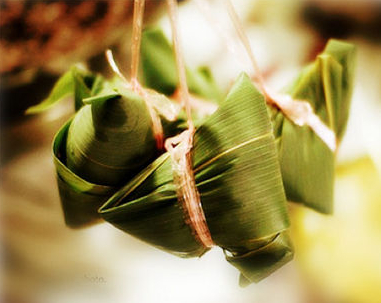 两岸“怪味”粽子比不完 韭菜口味最惊心 两岸“怪味”粽子比不完 韭菜口味最惊心