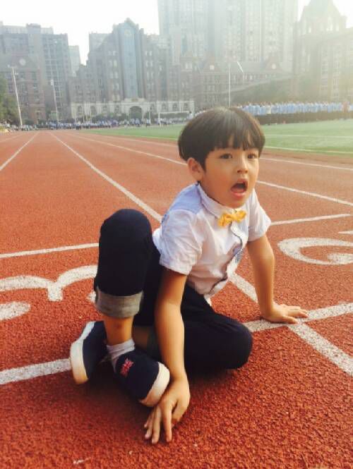 ��һ�꼶����˼���ߺ� ���յ��쳬��ͯ���̵�