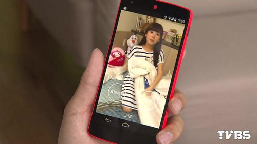 嗲声嗲气说早安台制“美女闹钟”爆红(图) 嗲声嗲气说早安台制“美女闹钟”爆红(图)