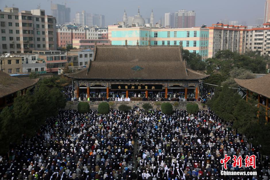 �ຣ������15����˹�����ڻ��� ϲӭ�Ŷ����