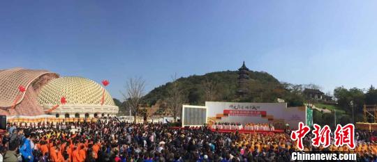 108位大德高僧云集南京出席佛顶骨舍利供奉法会