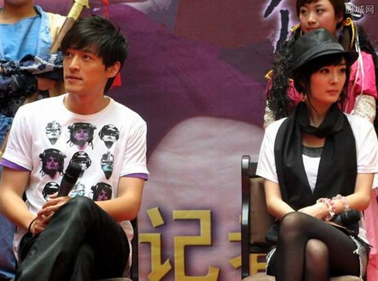 杨幂与胡歌(资料图)