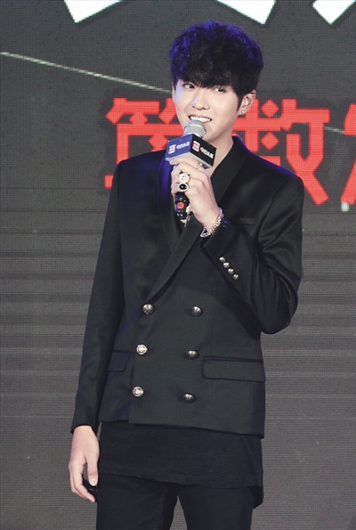 吴亦凡迎来25岁生日