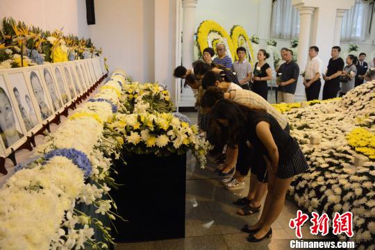 ͼΪ������������������׻����Ϲ��������� ��