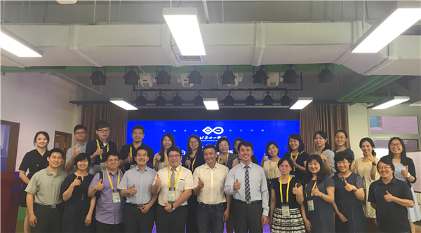 ̨���д�ͬ�߼���ѧ��ʦ�뱱��ʮһѧУ��ʦ��ͬ��Ӱ