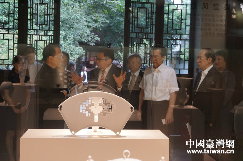 9月,海协会会长来杭调研涉台交流基地发展建设情况。 9月,海协会会长来杭调研涉台交流基地发展建设情况。