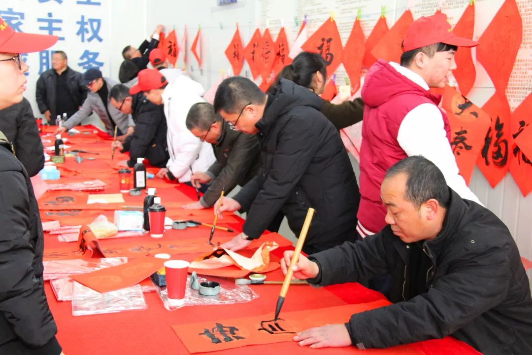 “一衣带水难却情·同舟共渡圆新春” ——浙江玉环举行“送台湾同胞回家过大年”活动 “一衣带水难却情·同舟共渡圆新春” ——浙江玉环举行“送台湾同胞回家过大年”活动