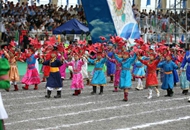 海峡两岸各民族欢度赤峰那达慕活动开幕