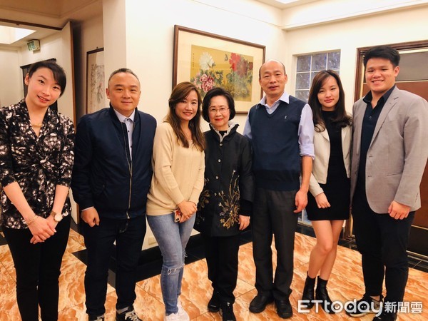 韩国瑜邀琼瑶担任高雄爱情顾问 将筹拍电影《