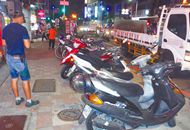 台湾逾半数机车无处停 骑士怒吼