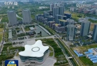 ����ϰ��ƽ��ʱ���й���ɫ�������˼��ָ���¡����գ�����ʵ�徭�ø�������չ