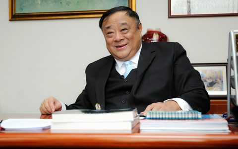 ������������ʮ�꡿̨�����Σ���½�뵼���ҵ����Ѹ�ٷ�չ