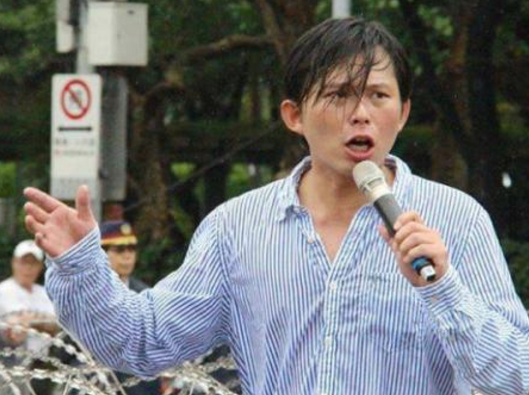 昔日“太阳花战神”成“影帝” 本想倒马却打到蔡英文 昔日“太阳花战神”成“影帝” 本想倒马却打到蔡英文