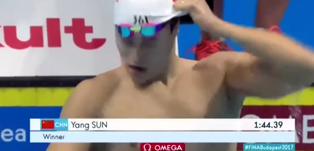 孙杨金牌拿到手软却露国家队短板 泳坛“新旗舰”何日再现? 孙杨金牌拿到手软却露国家队短板 泳坛“新旗舰”何日再现?