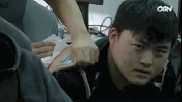 中韩大战一触即发!Uzi化身“狂小狗”能否助RNG再现抗韩神迹? 中韩大战一触即发!Uzi化身“狂小狗”能否助RNG再现抗韩神迹?