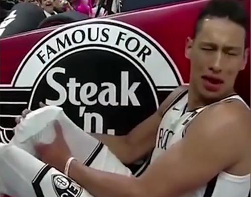 NBA新赛季“伤病潮”成主旋律 竞技体育残酷性与兄弟情并存 NBA新赛季“伤病潮”成主旋律 竞技体育残酷性与兄弟情并存