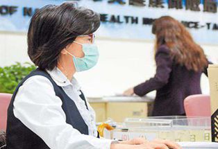 未来大陆学生在台若加入健康保险,费率比照“外籍生”,台当局补助4成、大陆学生自付6成