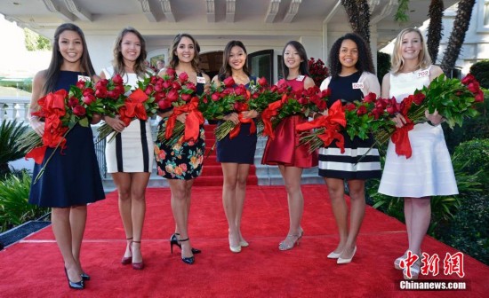 美国2015玫瑰公主出炉 17岁华裔女孩邵霞入选 美国2015玫瑰公主出炉 17岁华裔女孩邵霞入选