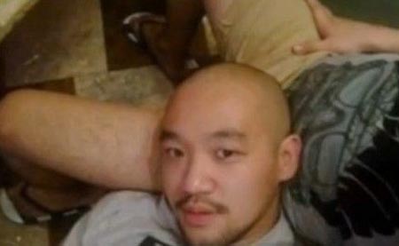 ���ĭ���ػ�����? �̵�˽�������õ�����ֱ�ӵ�����[��ͼ]��3��27��0��36�֣����ѡ����顱����΢��Ͷ��һö�ذ�ը������ĳ��ץ��ѡ���и����Ѿ���������Ѻ����Ϊ�Ѿ������˿�Ѻ�����������Ѻ���򡣲���Ȱ��ǰ����Ӵ�����ͬ־���жԺ�������ȥҽԺ��顣��������󲹳䣺��������˭��������׷档