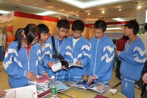 �󵽱�������У�� �۽�ȫ�������ɫ��ѧ��У������ͼ��