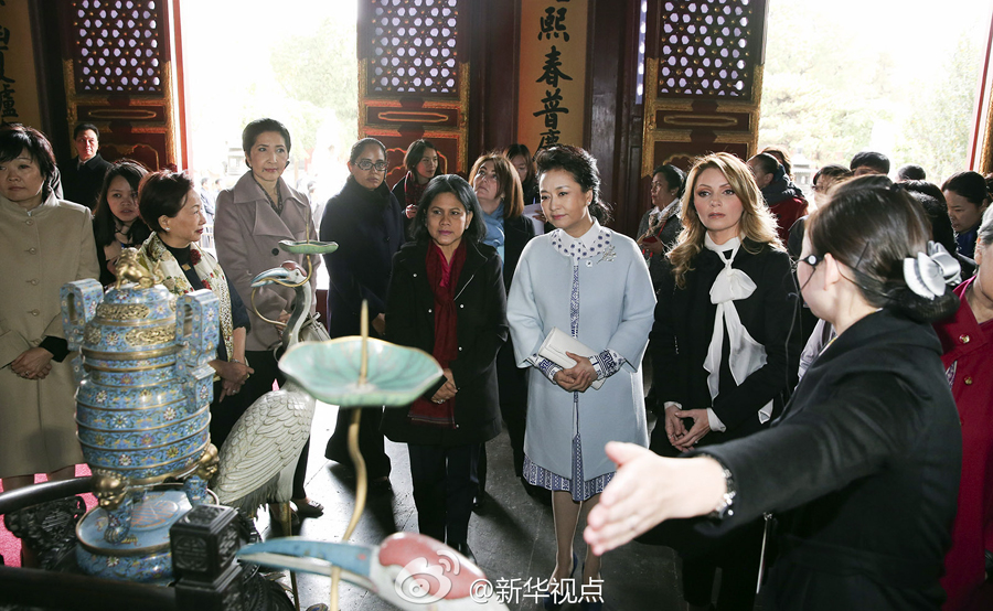 ������:�ܹ�ͬ��һ�������ѵõ�Ե��