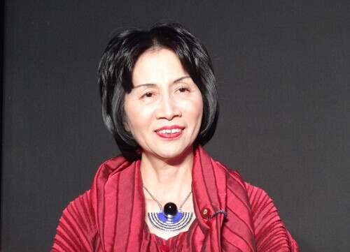 �ڶ��ΰ����ڸ���조��Ѫ�� Ů��������5��