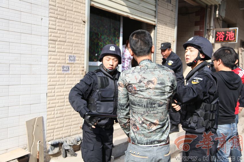 ��������������д�����ɺڷ��Ⱥڶ�����һ����һ��