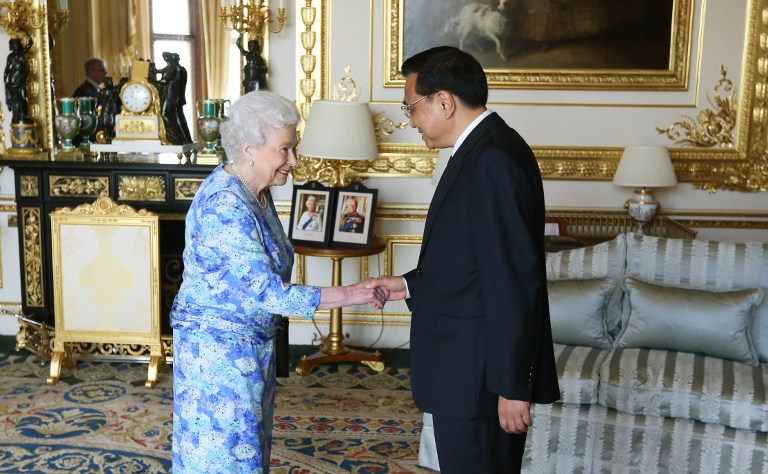 英国女王会晤李克强总理及夫人