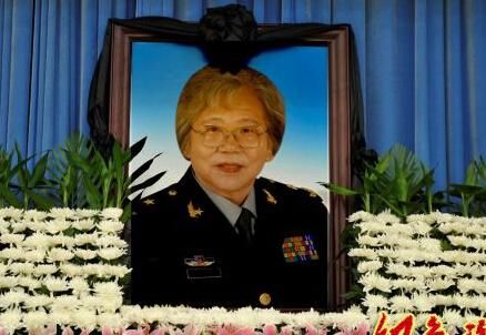 资料图:彭钢遗像 资料图:彭钢遗像