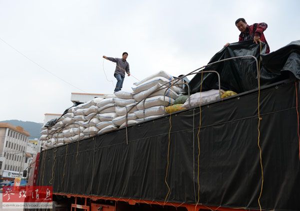 1��24�գ��ڹ��������ذ���ڰ������˽���Խ�Ͻ��ڵ�ҩ��װ����׼�������ڵء�