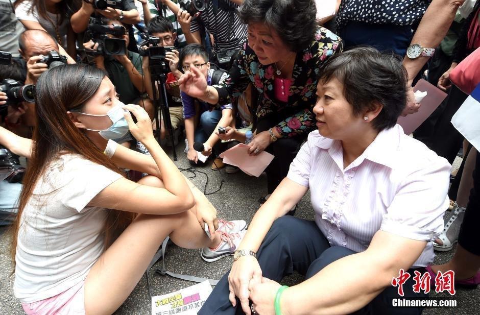 ��ͼ�����������Ȱ��ռ�С�ѧ����У����