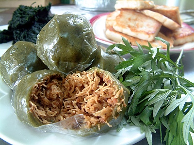 小巷中藏地道客家味 皮香馅多的艾草粄