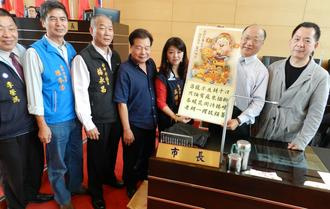 市议员送胡志强打油诗力劝其争取连任台中市长