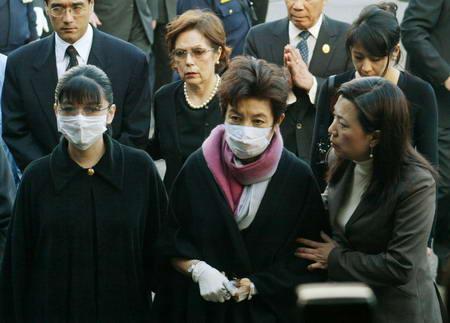 ����ʯ�����Ů����