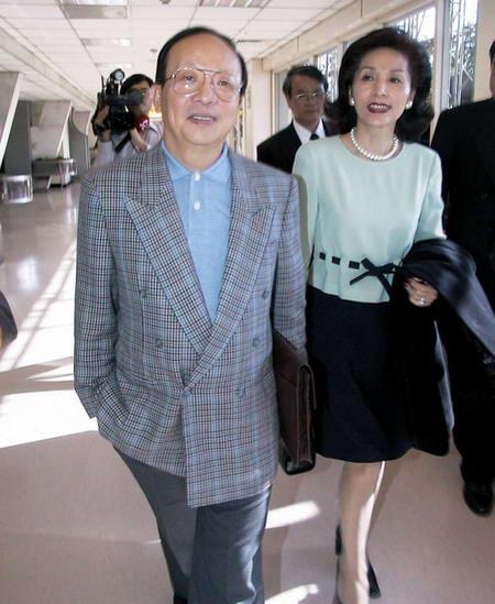 ����ʯ�����Ů����