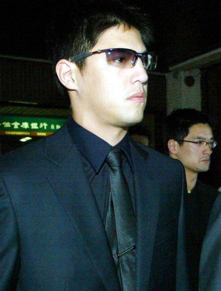 ����ʯ�����Ů����