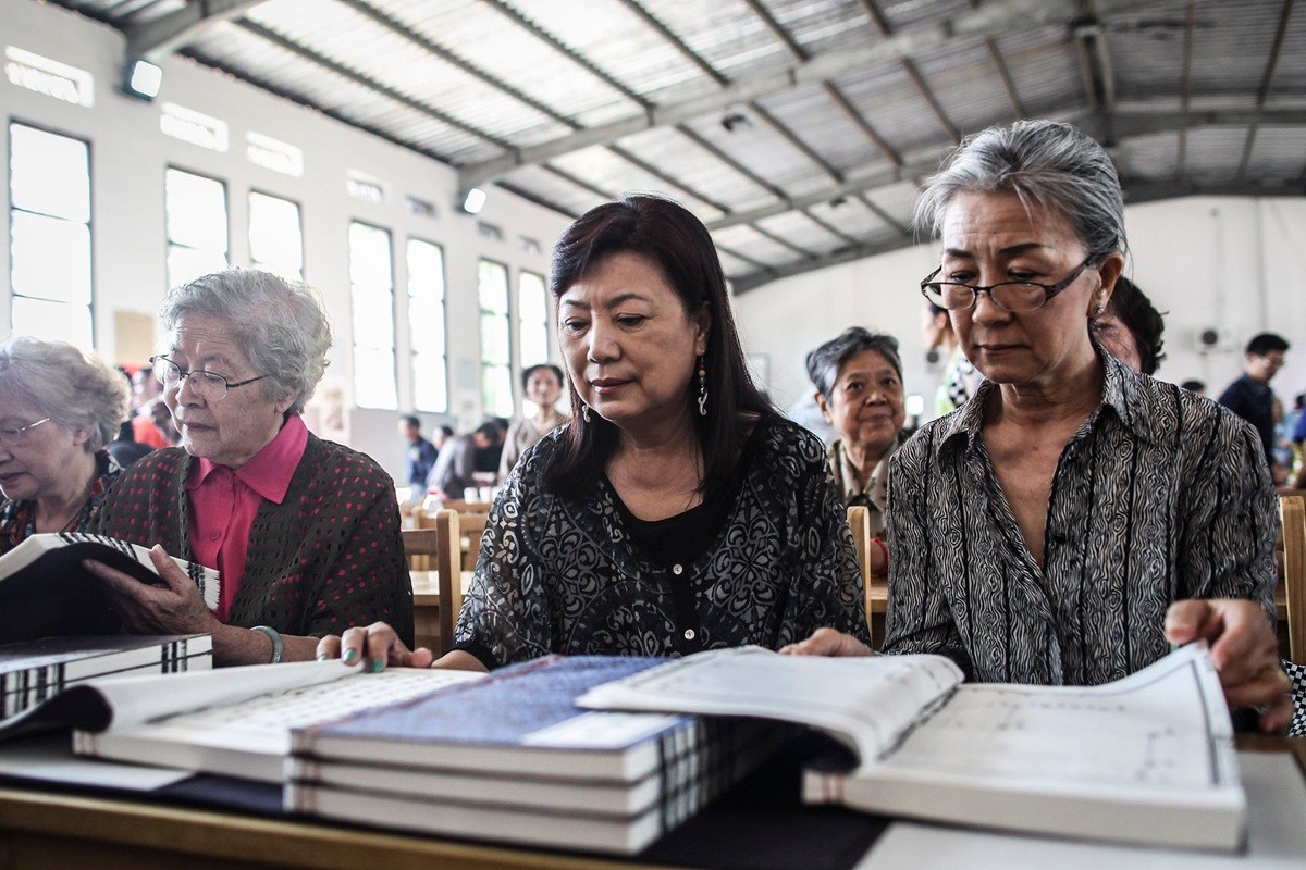 蒋介石孙媳蒋方智怡回乡祭祖省亲(组图)
