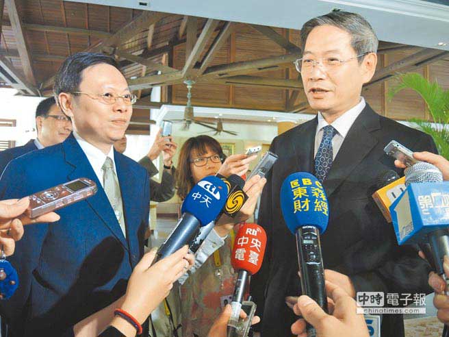 2013106գӡǰ嵺еAPECϣԺ̨־̨½ίί