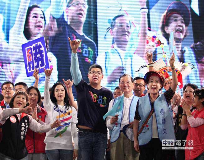 ��ʤ�Ĳ���ɺ�򸾡����ĸ�ĸ��ս�������rȫ��һͬ��ϯ��ͦ�����˸߾�6������ף��ʤѡ