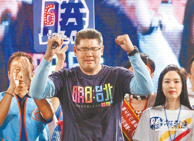 国民党台北市长候选人连胜文表示,他若当选,将把台北市的市府路改名为“经国路” 国民党台北市长候选人连胜文表示,他若当选,将把台北市的市府路改名为“经国路”