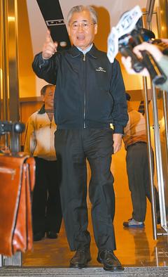 台湾新行政团队今上任:三难题待解关注两岸法案 台湾新行政团队今上任:三难题待解关注两岸法案