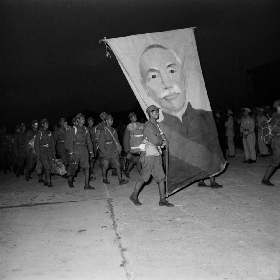 刘粤军任东部战区司令员_东部战区军演震动台湾_中国南海军演震动欧美