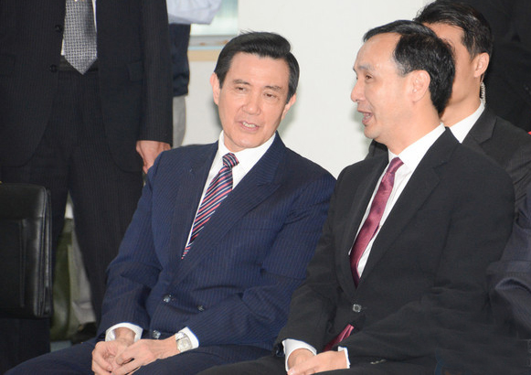 马英九鼓励朱立伦亲赴“国共论坛”:应该走一趟 马英九鼓励朱立伦亲赴“国共论坛”:应该走一趟