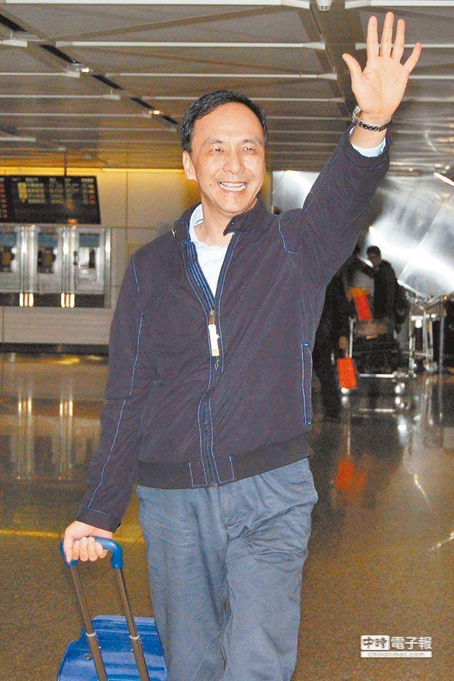 朱立伦从桃园机场出发 朱立伦从桃园机场出发